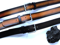 Bild in Galerie Ansicht laden, 3,5cm breier Rindleder-Gürtel,pflanzlich gegerbt,nickelfrei in Schwarz-Braun vom KüstenKlaus 
