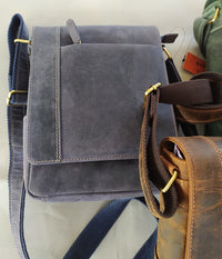 Bild in Galerie Ansicht laden, Umhängetasche aus Büffel-Leder
