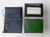 Bild in Galerie Ansicht laden, Mini-Börse mit Kartensichtfenster aussen
