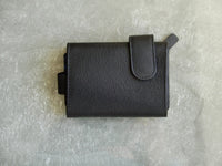 Bild in Galerie Ansicht laden, Karten-Halter als Börse mit RFID protect
