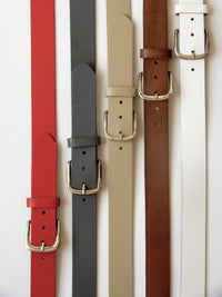 Bild in Galerie Ansicht laden, Modell &quot;Heide&quot; Rinderleder-Gürtel Kollektion B - KüstenKlaus
