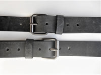 Bild in Galerie Ansicht laden, 4 cm breiter Wasserbüffel-Leder Gürtel classic &quot;Edingburgh&quot;, nickelarm - KüstenKlaus
