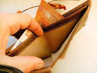 Bild in Galerie Ansicht laden, Hochformat Kombi-Börse aus geöltem Rinder-Leder mit RFID-Schutz
