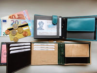 Bild in Galerie Ansicht laden, Mehrfarbige Riegelbörse im Querformat
