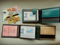 Bild in Galerie Ansicht laden, Mehrfarbige Riegelbörse im Querformat
