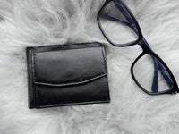 Bild in Galerie Ansicht laden, Kleine Quer-Minibörse mit Außen-Hartgeldfach und RFID protect
