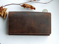 Bild in Galerie Ansicht laden, Hunter-Serie: Große Börse aus naturbelassenem Büffel-Leder
