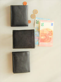 Bild in Galerie Ansicht laden, Handliche Mini-Börse mit viel Stauraum und RFID Schutz
