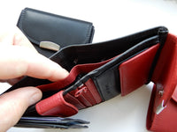 Bild in Galerie Ansicht laden, Hochformat Kombi-Börse mit Außenlasche und Innenriegel, RFID-Schutz
