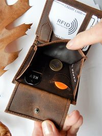 Bild in Galerie Ansicht laden, Büffel-Leder-Börse,Hunter Serie : Mini-Börse mit Innenriegel
