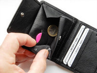 Bild in Galerie Ansicht laden, Mini-Börse im Hochformat RFID protect
