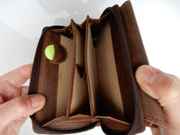 Bild in Galerie Ansicht laden, Hunter Serie: Große Börse aus Büffel-Leder
