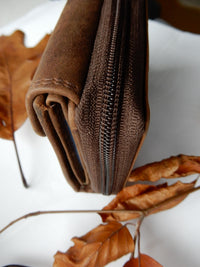 Bild in Galerie Ansicht laden, Hunter-Serie, Büffel-Leder Börse mit RFID-Schutz
