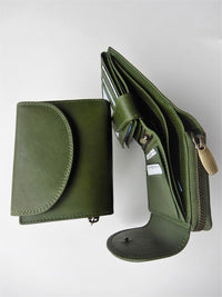 Bild in Galerie Ansicht laden, Handliche Damen-Börse in Grün als Raumwunder mit RFID-Protect - KüstenKlaus
