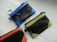 Bild in Galerie Ansicht laden, Mehrfarbiges Schlüssel-Etui
