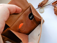 Bild in Galerie Ansicht laden, Rinder-Leder-Vollausstattung Querformatbörse ohne Riegel, hell
