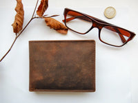 Bild in Galerie Ansicht laden, Hunter-Serie: Querformat Büffel-Leder Börse ohne Riegel mit RFID-Schutz
