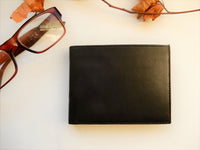 Bild in Galerie Ansicht laden, Querformat-Börse, flach mit RFID-Schutz
