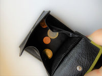 Bild in Galerie Ansicht laden, Wiener-Schachtel Klassik
